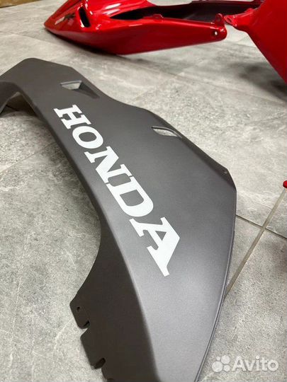 Комплект пластика Honda CBR600 RR 2003-2004