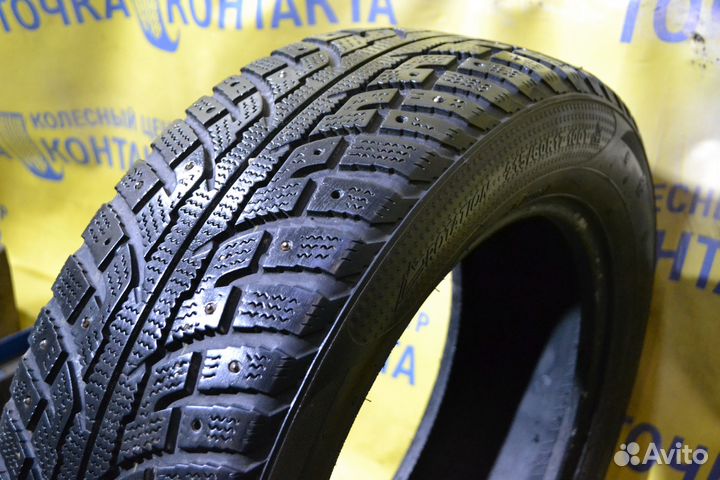 Kumho I'Zen RV Stud KC16 215/60 R17