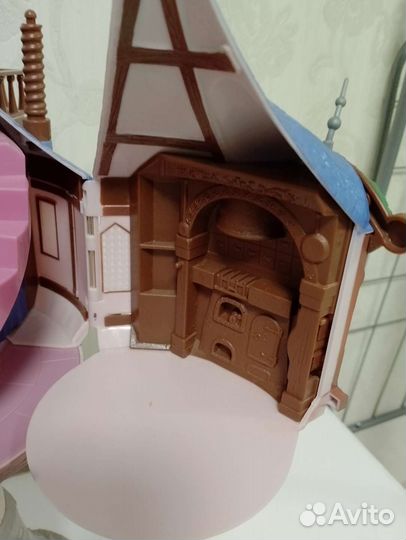Домик-замок для кукол