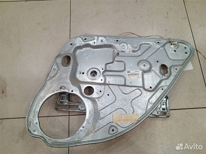 Стеклоподъемник задний правый электрический щитов