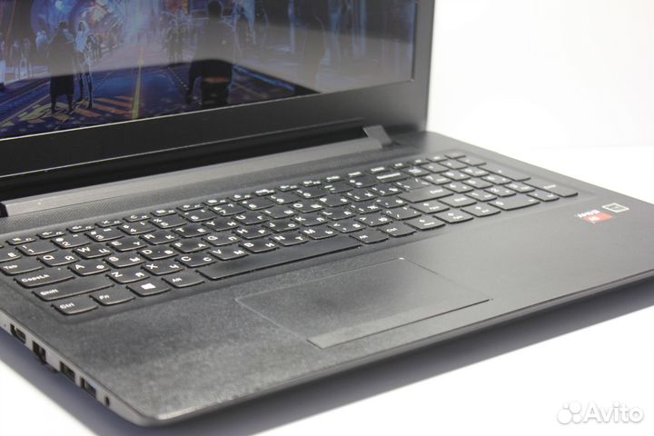 Ноутбук Lenovo с игровой видеокартой RadeonR5 M430