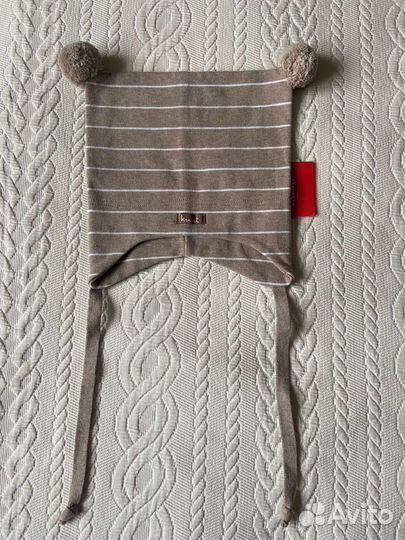 Новая шапка Kivat, Molo, Jonathan