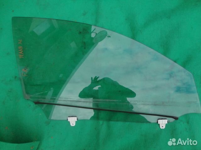 Стекло двери перед Nissan Teana J32 2008-2013