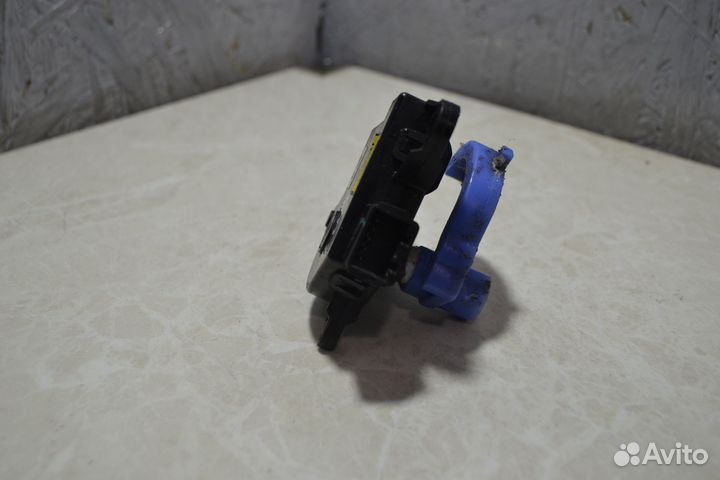 Моторчик заслонки печки Kia Ceed 2 JD