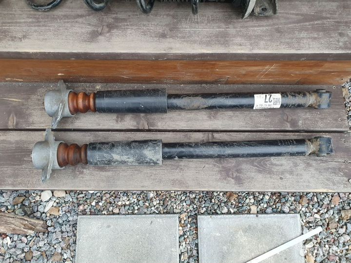 Амортизаторы Audi A1