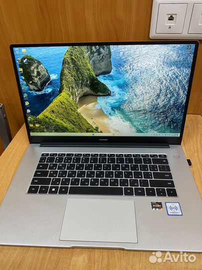 Ноутбук Huawei matebook D15