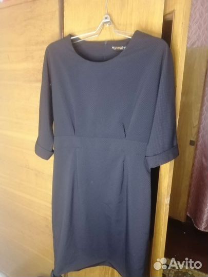 Вечернее платье 46 размера черное бу