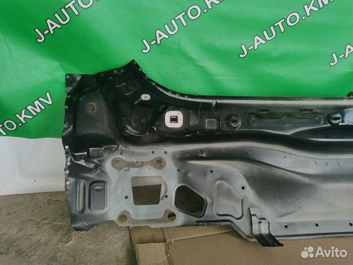Панель задняя Mazda 3