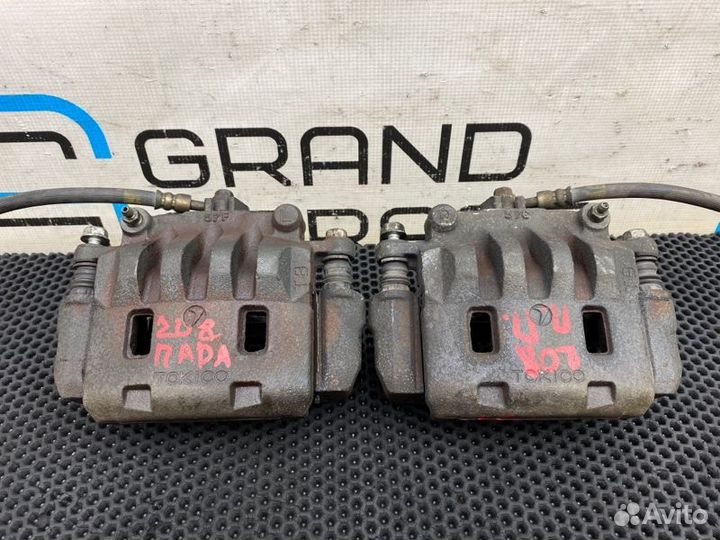 Суппорта передние Subaru Forester SG5 EJ203 2.0