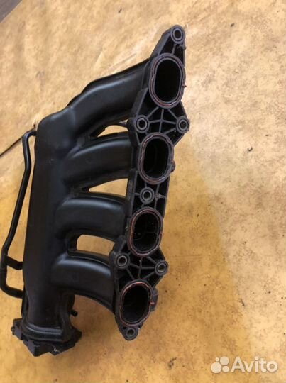 Впускной коллектор Мерседес M271