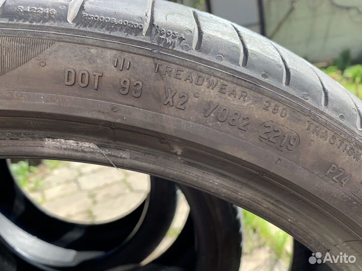 Pirelli P Zero PZ4 225/40 R19 и 255/35 R19 96Y