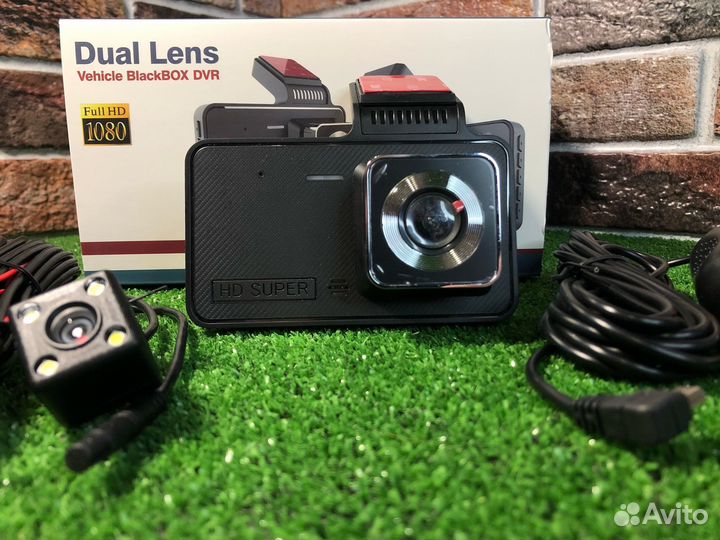 Видеорегистратор + камера заднего вида