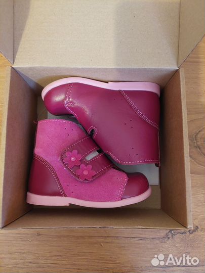 Ботинки демисезонные для девочки 20 размер