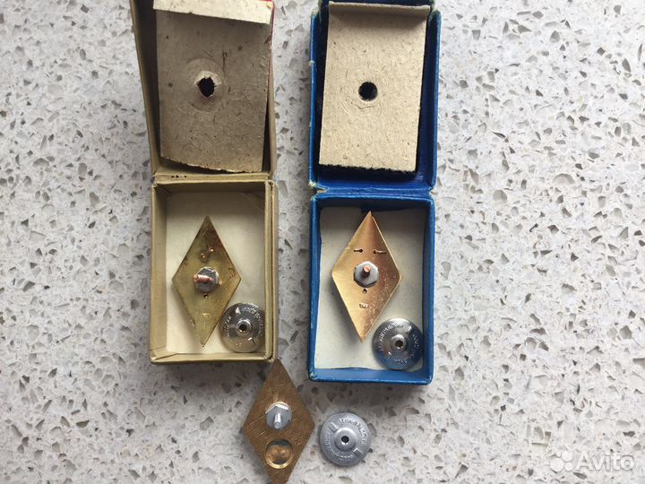 Значок Р О М Б СССР Эмаль. Винт Тяжелые Новые