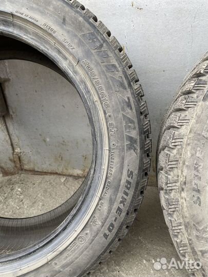 Bridgestone Blizzak Spike-01 205/55 R16