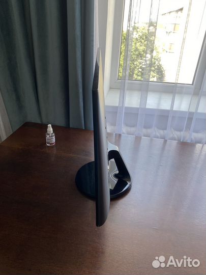 Монитор Samsung 23,5