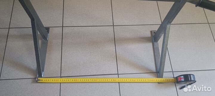 Турник настенный