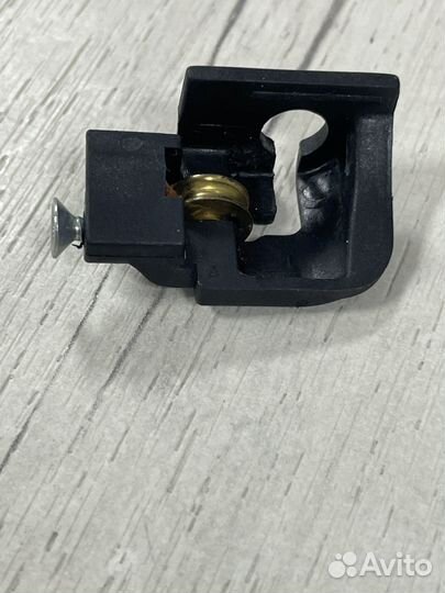 BMW K18 / K19 направляющая троса