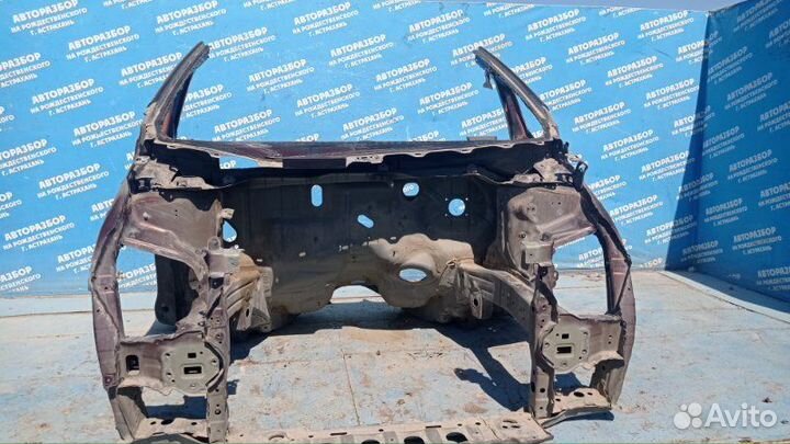 Передняя часть кузова Honda Fit хэтчбек 2012