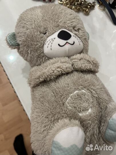 Игрушка выдра fisher price