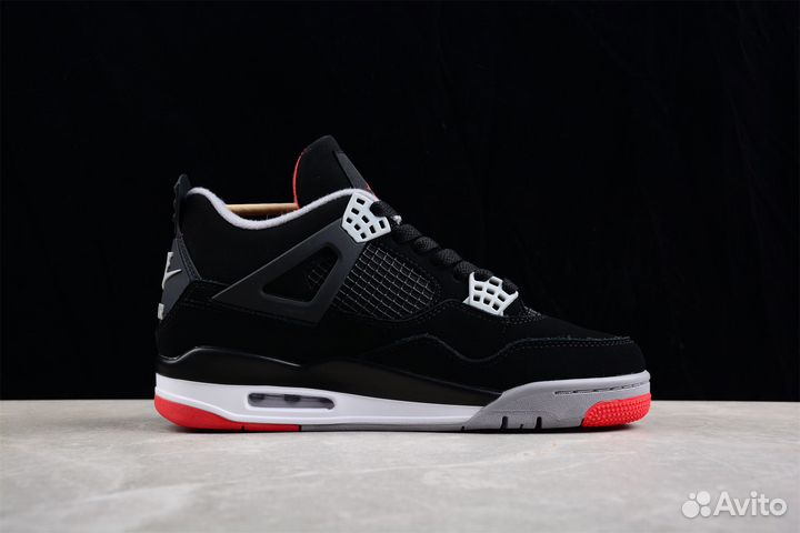 Nike Air Jordan 4 Retro Bred