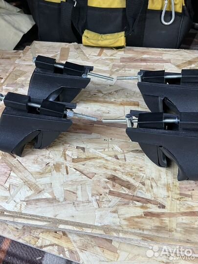 Крепление для багажника на крышу