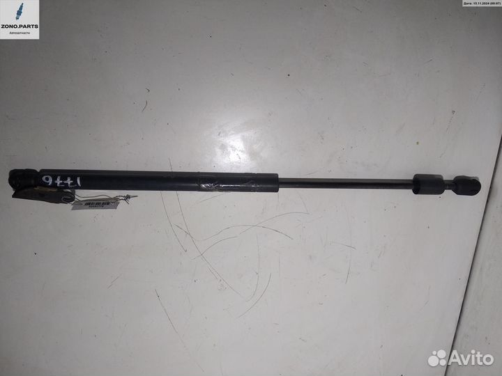 Амортизатор крышки (двери) багажника 5253PD на Nissan Micra K12 (2003-2010)