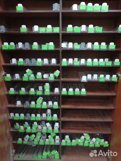 Холодильники, шкаф под сигареты