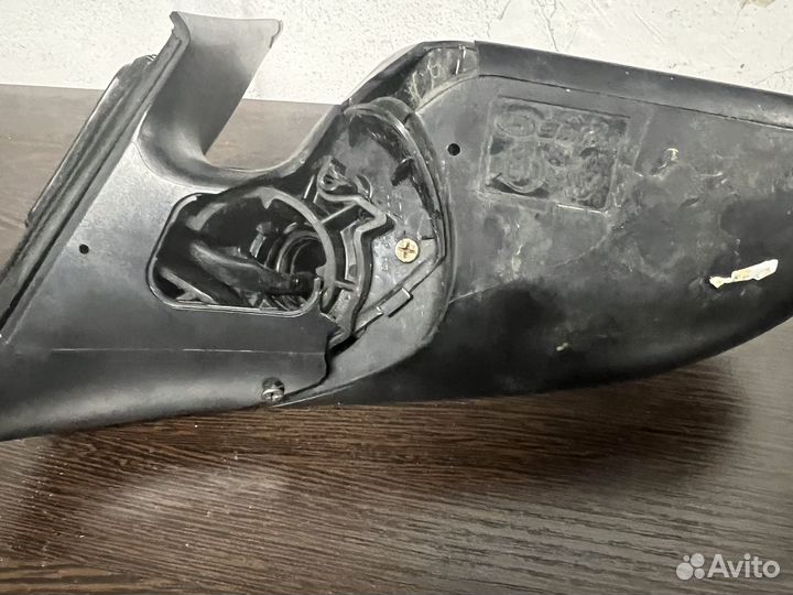 Боковое зеркало на hyundai solaris правое