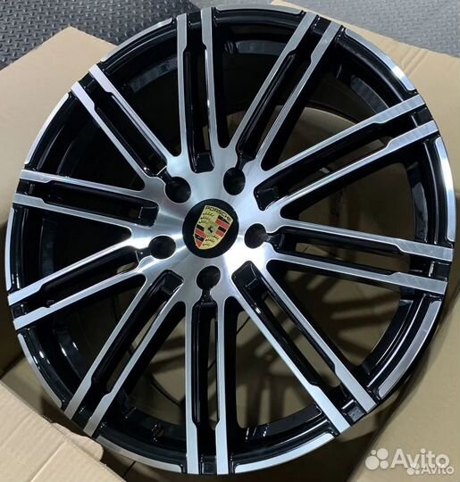 Диски на Porsche Cayenne 3 Порше Кайен 3 R21