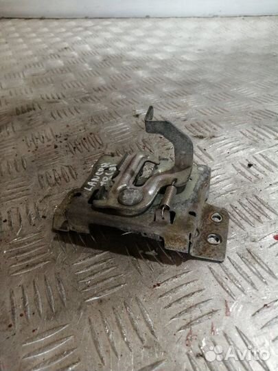 Замок капота передний Mitsubishi Lancer 10 CY2A