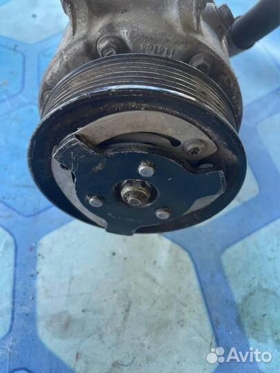 Компрессор кондиционера 5N0820803A