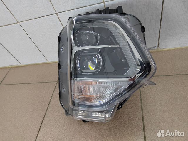 Фара передняя правая LED Santa Fe 4 92102-S1100