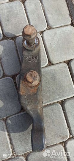 Рычаги поворотного кулака