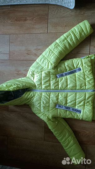 Куртка на девочку 140