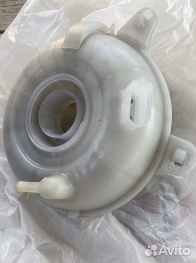 Расширительный бачок vw tiguan 2