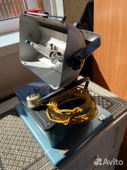 Кварцевая лампа бактерицидная