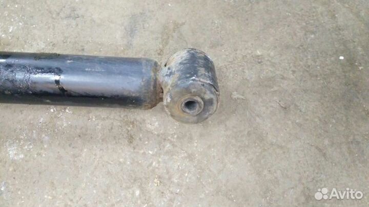 Амортизатор задний Volkswagen Vento 1991-1997