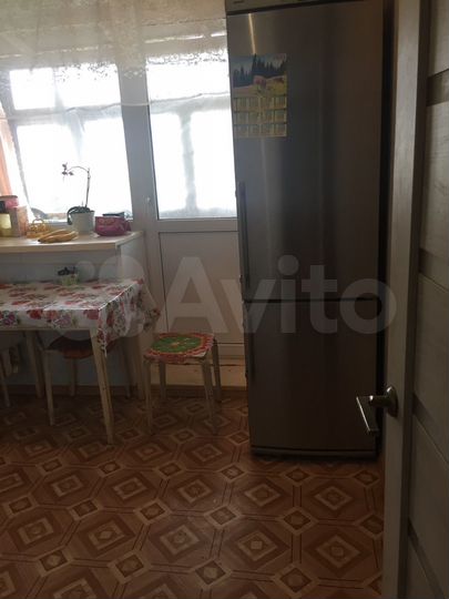 2-к. квартира, 42 м², 4/4 эт.