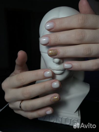 Маникюр и наращивание ногтей