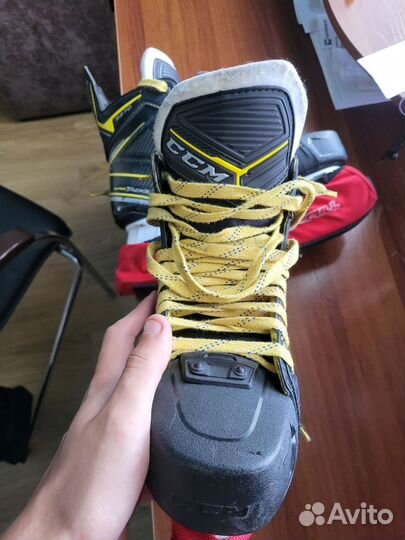 Коньки хоккейные ссм