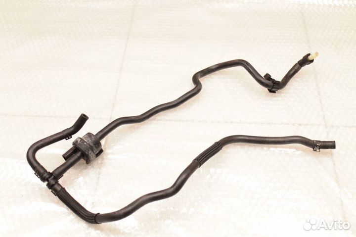 Клапан вентиляции топливного бака Volkswagen Passa