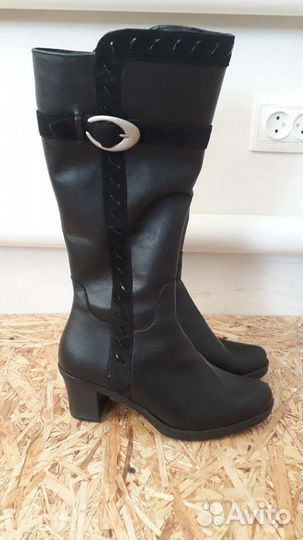 Зимние женские сапоги(новые)