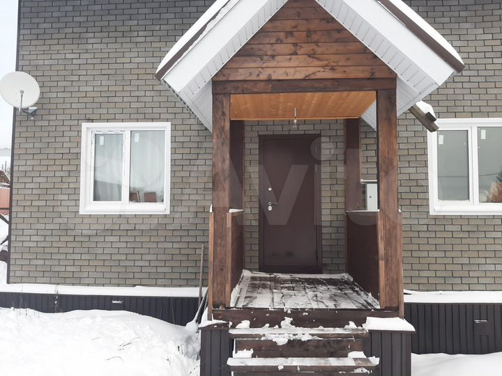 Дом 107 м² на участке 8 сот.