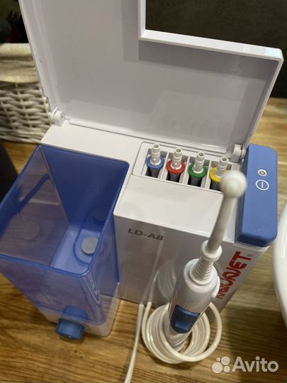 Ирригатор для полости рта Aquajet Ld-A8