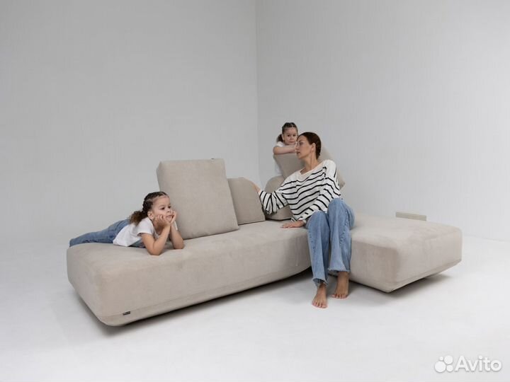 Диван прямои 4400х1700 мм