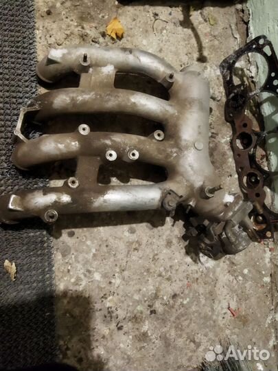 Коллектор впускной