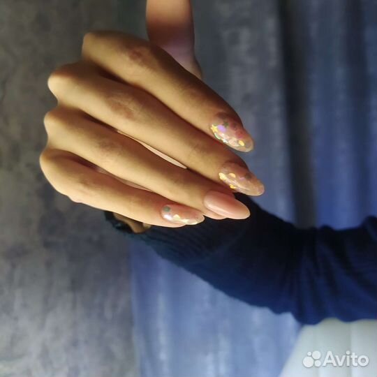 Маникюр с покрытием гель-лаком