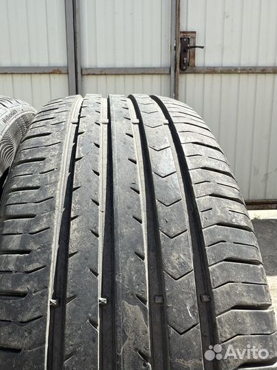 Continental ContiPremiumContact 5 215/55 R17 94W