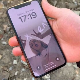 iPhone Xs, 64 ГБ